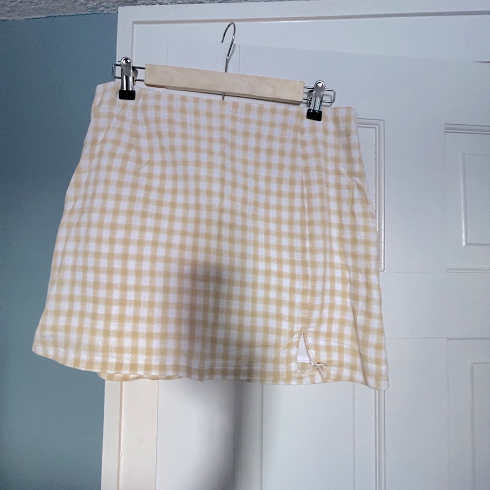 Plaid yellow skirt